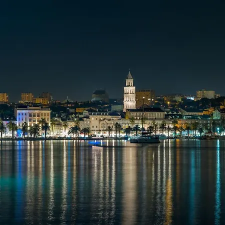 Amazing View * Podstrana