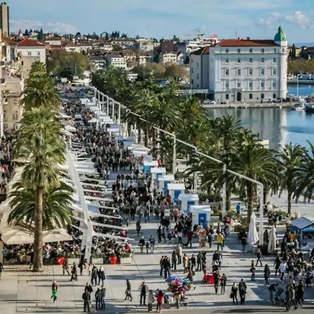 Mit Balkon Und Aussicht Auf Bucht Apartamento *